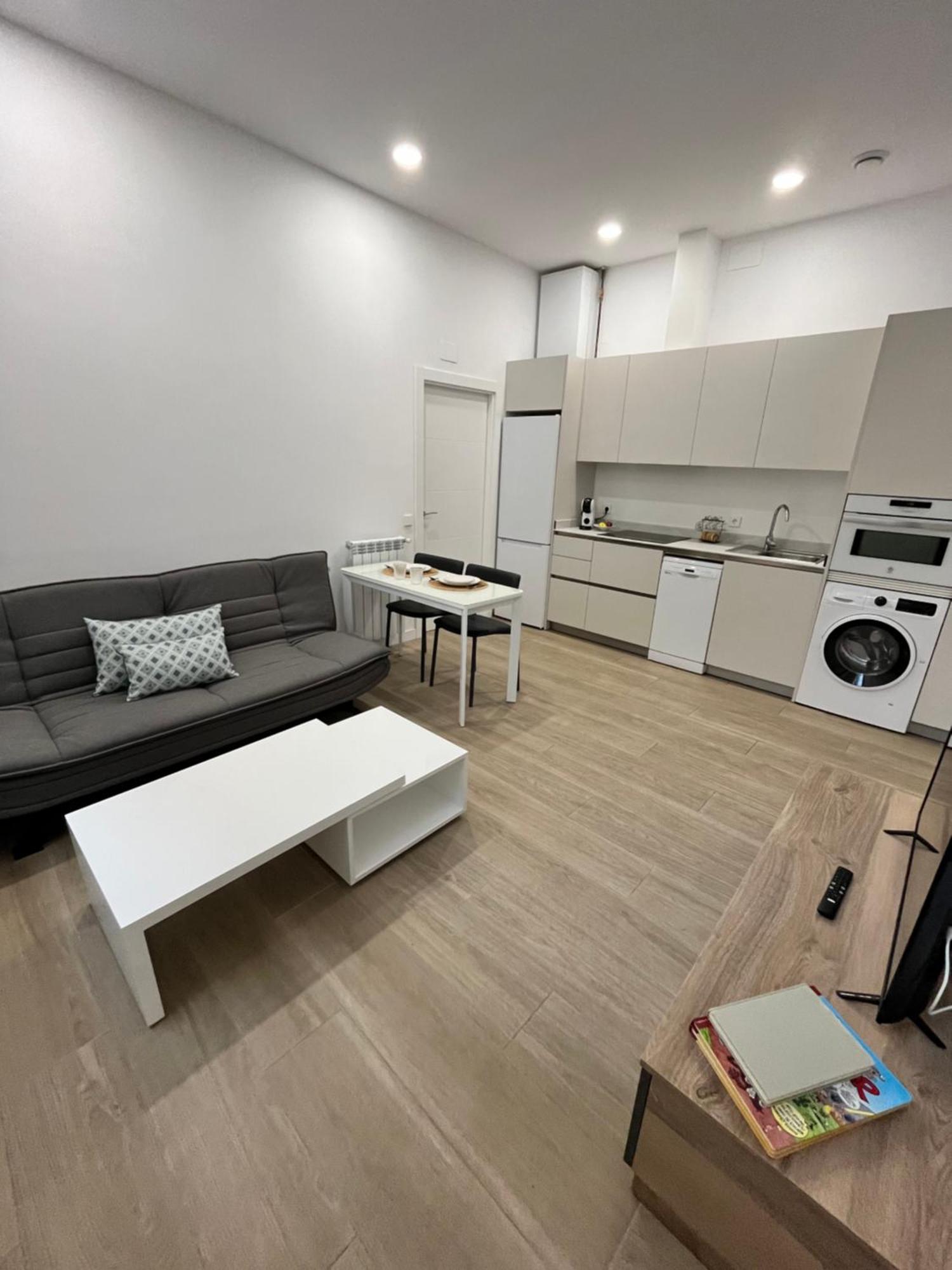 Josemaenea Apartment ปัมโปลนา ภายนอก รูปภาพ